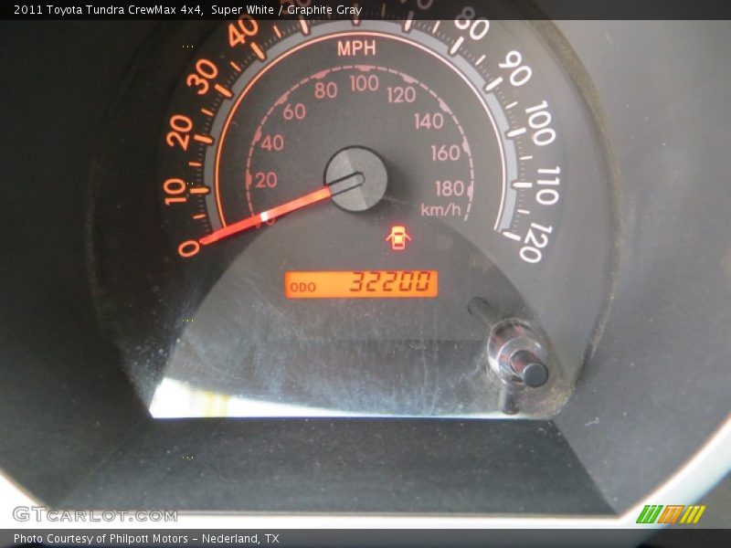 Super White / Graphite Gray 2011 Toyota Tundra CrewMax 4x4