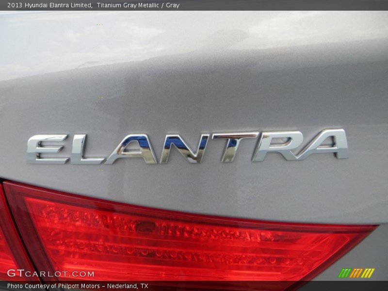 Titanium Gray Metallic / Gray 2013 Hyundai Elantra Limited