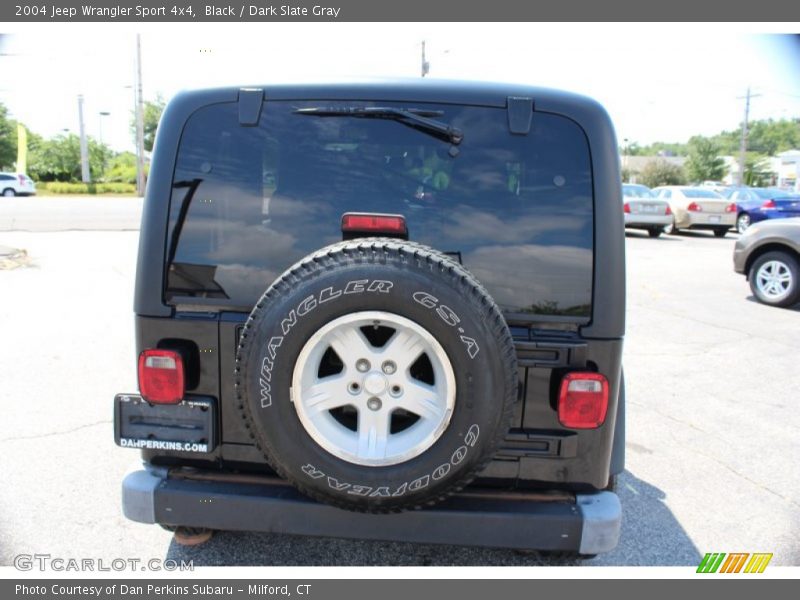 Black / Dark Slate Gray 2004 Jeep Wrangler Sport 4x4
