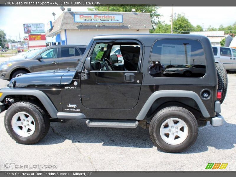 Black / Dark Slate Gray 2004 Jeep Wrangler Sport 4x4