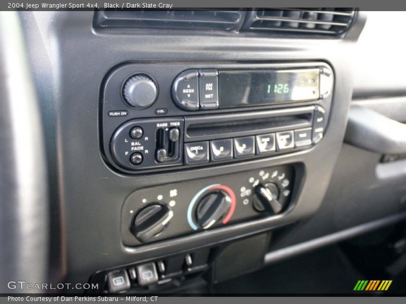 Black / Dark Slate Gray 2004 Jeep Wrangler Sport 4x4