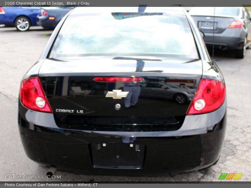Black / Gray 2006 Chevrolet Cobalt LS Sedan