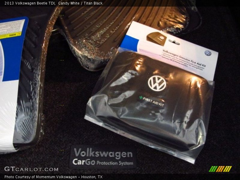 Candy White / Titan Black 2013 Volkswagen Beetle TDI