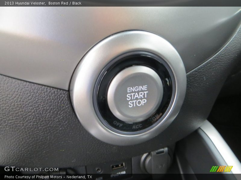 Boston Red / Black 2013 Hyundai Veloster