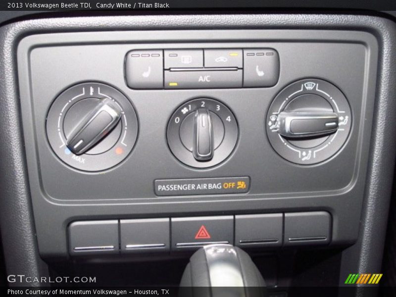 Candy White / Titan Black 2013 Volkswagen Beetle TDI
