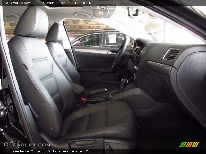 Black Uni / Titan Black 2013 Volkswagen Jetta TDI Sedan