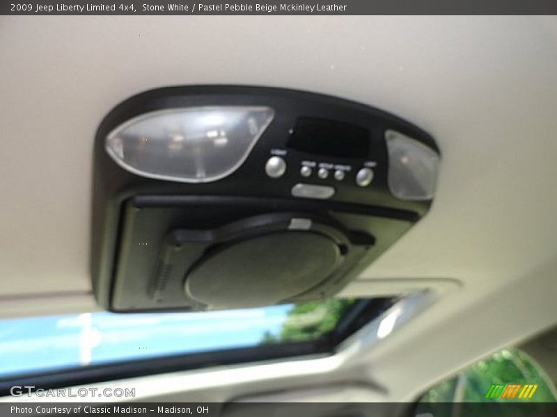 Stone White / Pastel Pebble Beige Mckinley Leather 2009 Jeep Liberty Limited 4x4