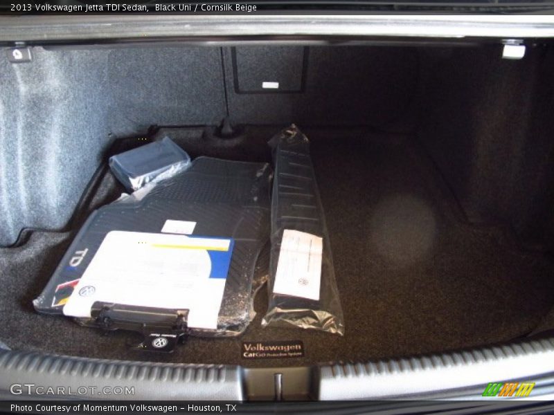Black Uni / Cornsilk Beige 2013 Volkswagen Jetta TDI Sedan
