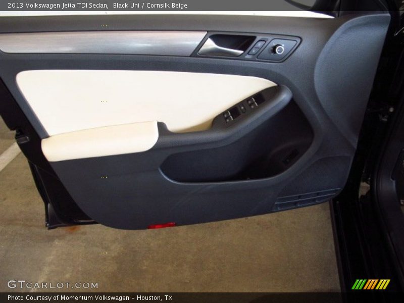 Black Uni / Cornsilk Beige 2013 Volkswagen Jetta TDI Sedan