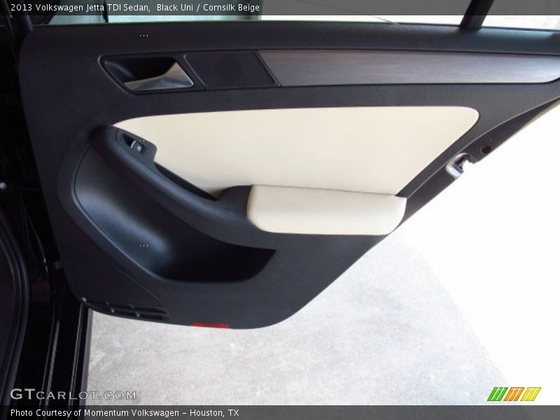 Black Uni / Cornsilk Beige 2013 Volkswagen Jetta TDI Sedan