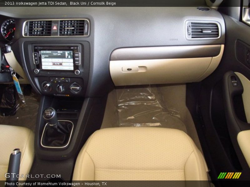 Black Uni / Cornsilk Beige 2013 Volkswagen Jetta TDI Sedan