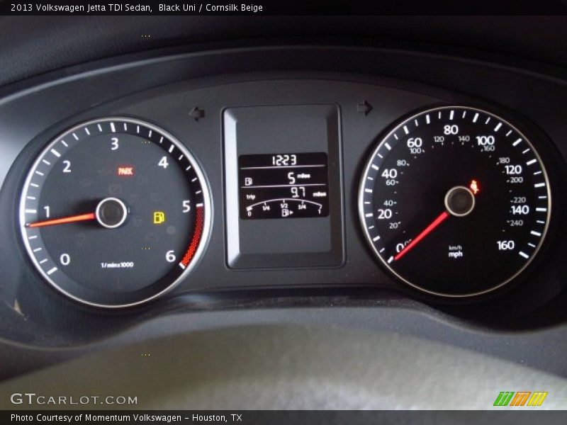 Black Uni / Cornsilk Beige 2013 Volkswagen Jetta TDI Sedan