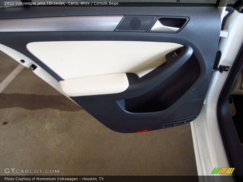 Candy White / Cornsilk Beige 2013 Volkswagen Jetta TDI Sedan