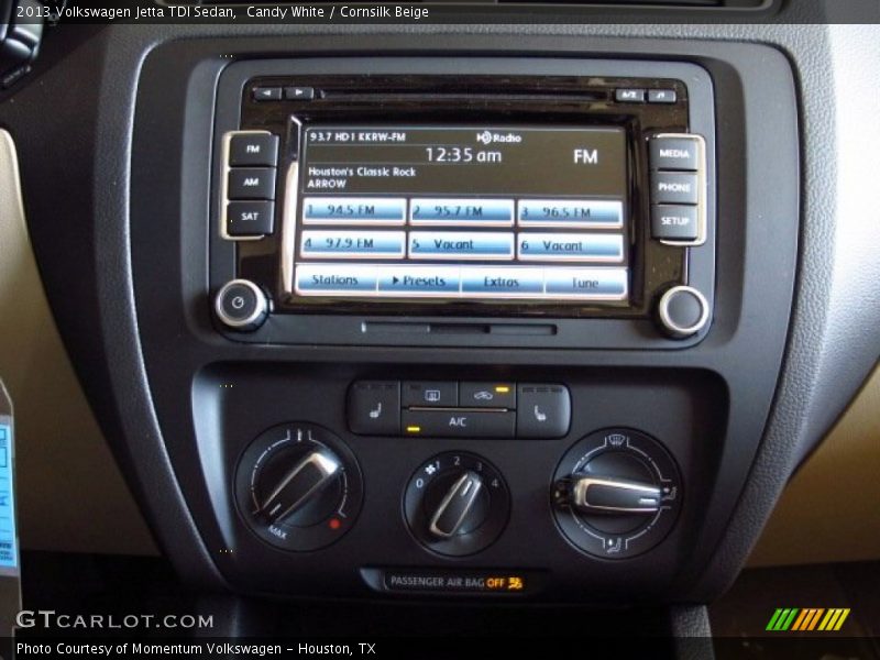 Candy White / Cornsilk Beige 2013 Volkswagen Jetta TDI Sedan
