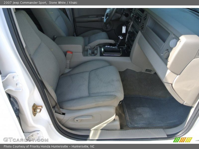 Stone White / Khaki 2007 Jeep Commander Sport