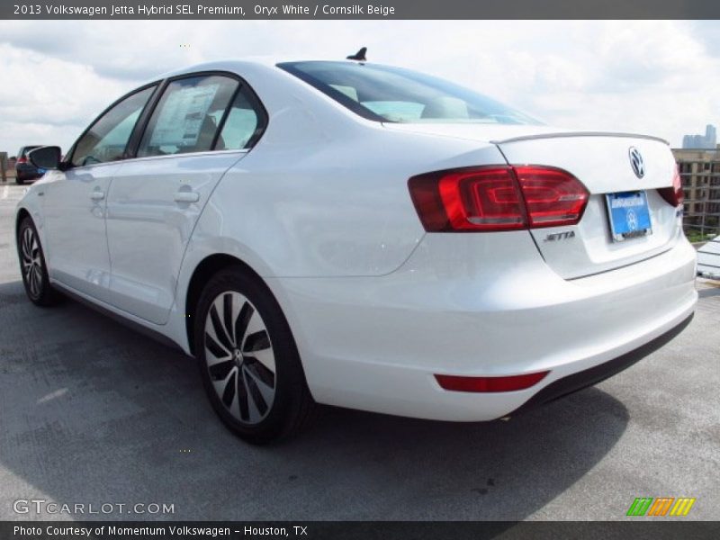 Oryx White / Cornsilk Beige 2013 Volkswagen Jetta Hybrid SEL Premium