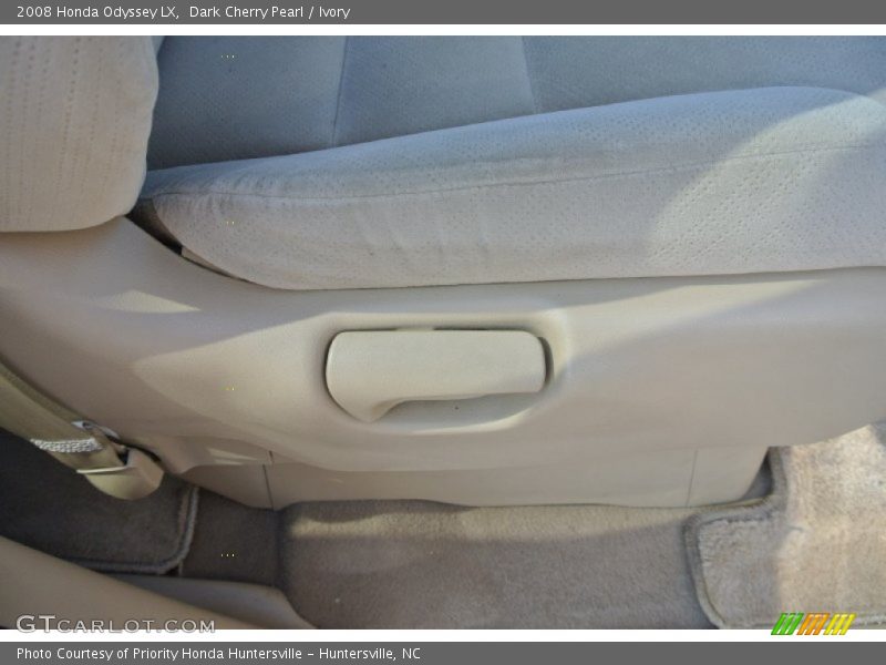 Dark Cherry Pearl / Ivory 2008 Honda Odyssey LX