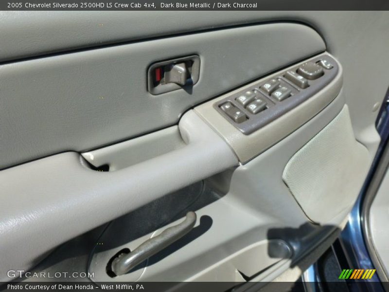Dark Blue Metallic / Dark Charcoal 2005 Chevrolet Silverado 2500HD LS Crew Cab 4x4