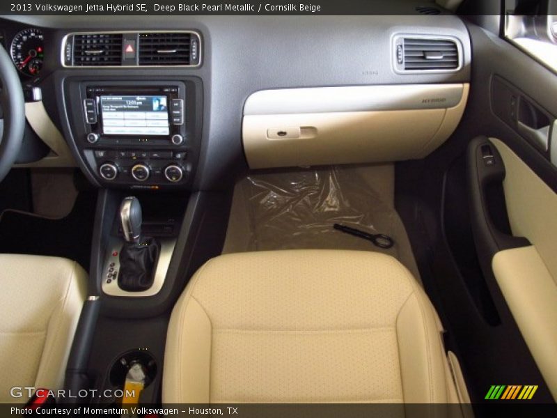 Deep Black Pearl Metallic / Cornsilk Beige 2013 Volkswagen Jetta Hybrid SE