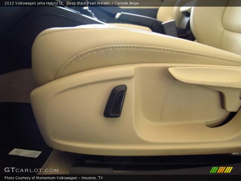 Deep Black Pearl Metallic / Cornsilk Beige 2013 Volkswagen Jetta Hybrid SE