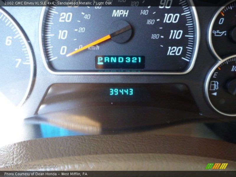 Sandalwood Metallic / Light Oak 2002 GMC Envoy XL SLE 4x4