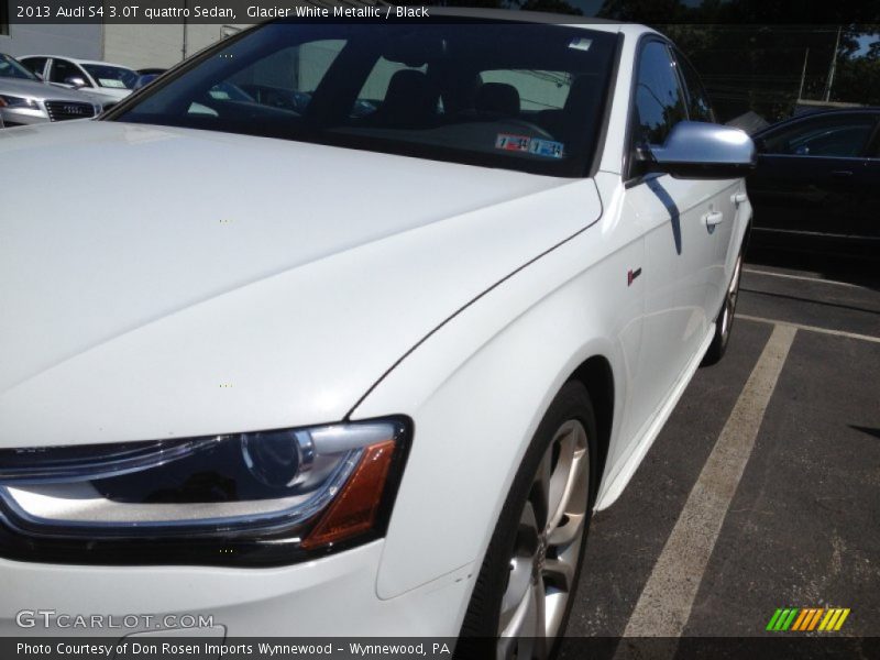 Glacier White Metallic / Black 2013 Audi S4 3.0T quattro Sedan