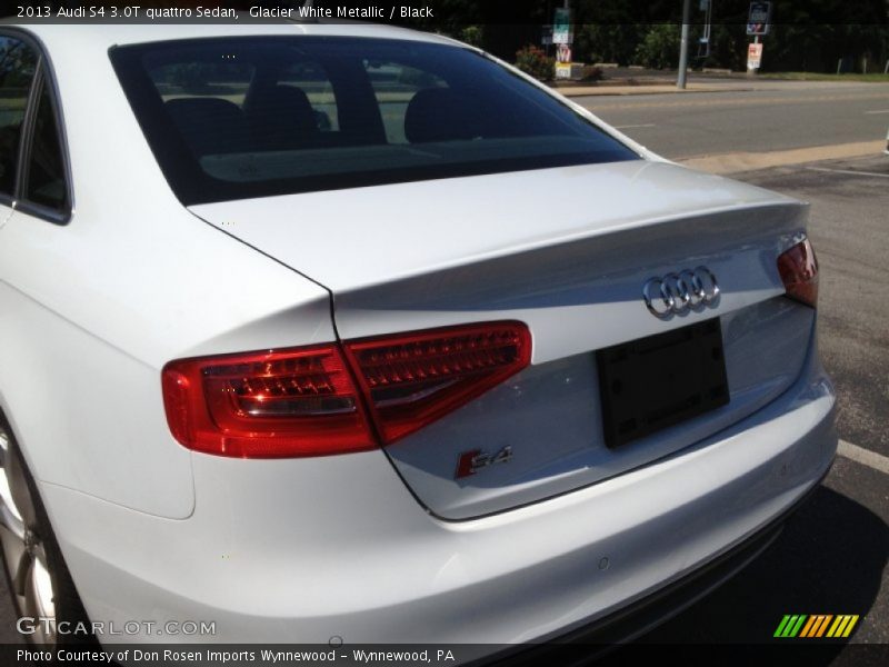 Glacier White Metallic / Black 2013 Audi S4 3.0T quattro Sedan