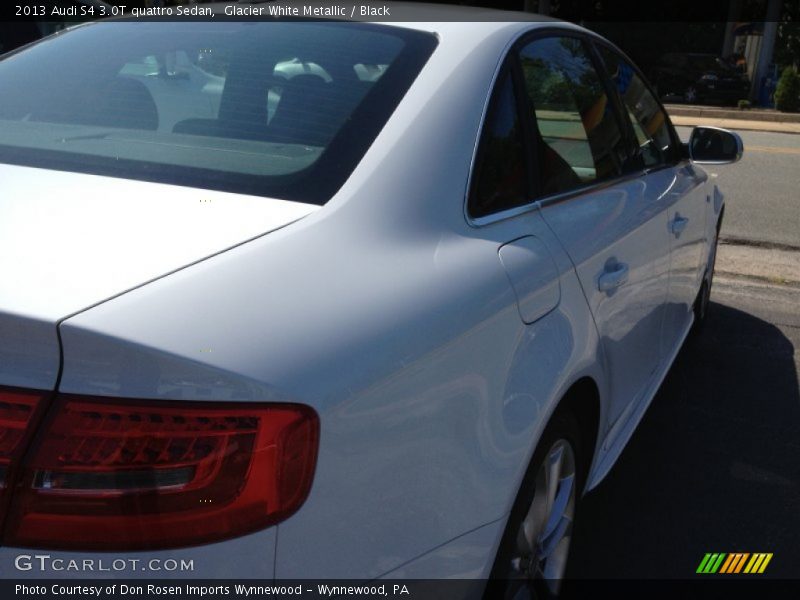 Glacier White Metallic / Black 2013 Audi S4 3.0T quattro Sedan