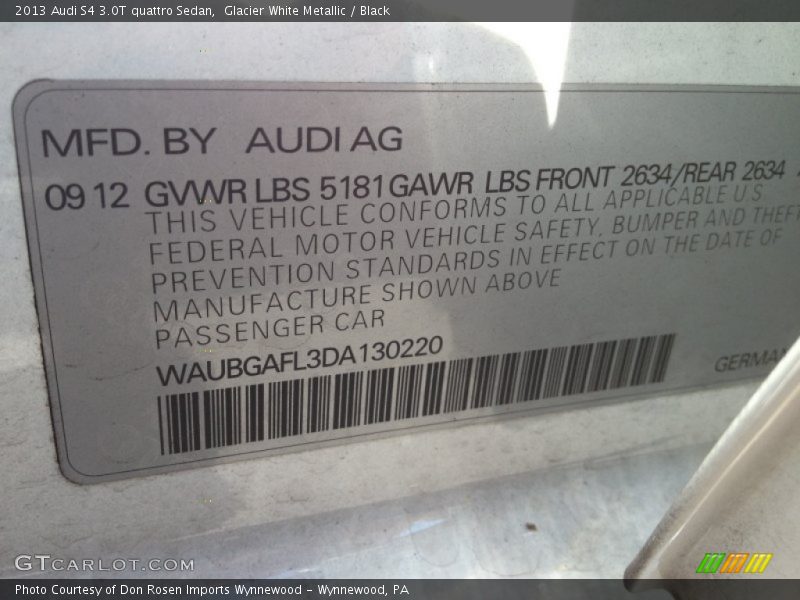Glacier White Metallic / Black 2013 Audi S4 3.0T quattro Sedan
