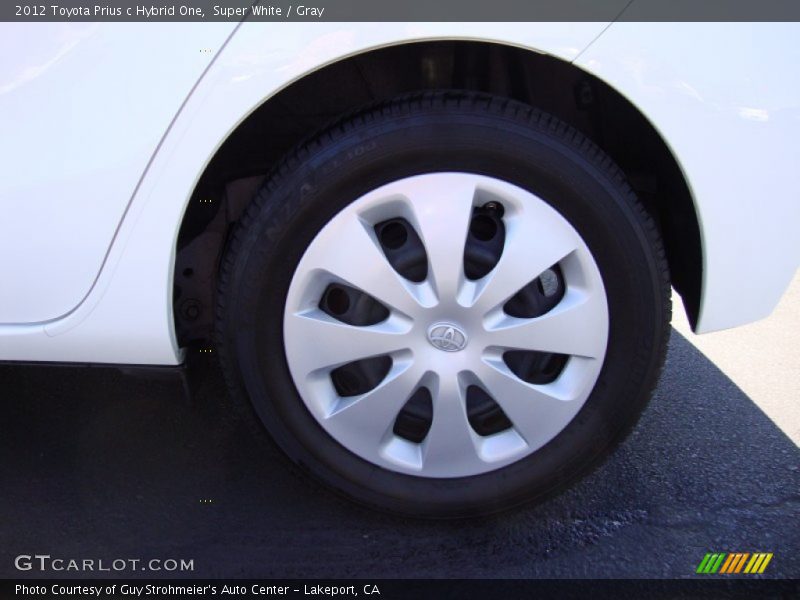 Super White / Gray 2012 Toyota Prius c Hybrid One
