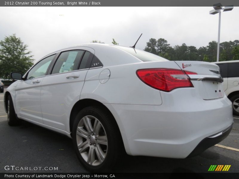 Bright White / Black 2012 Chrysler 200 Touring Sedan