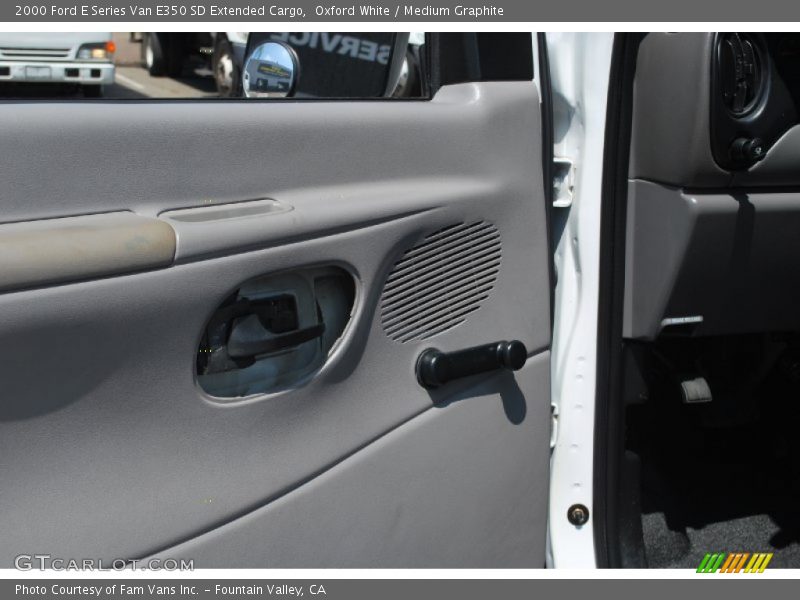Oxford White / Medium Graphite 2000 Ford E Series Van E350 SD Extended Cargo