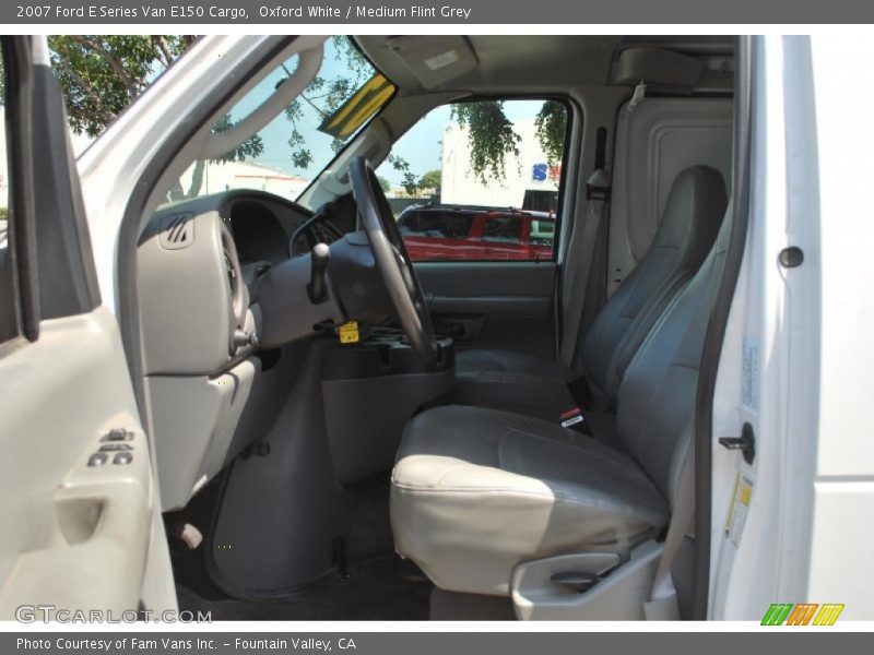 Oxford White / Medium Flint Grey 2007 Ford E Series Van E150 Cargo