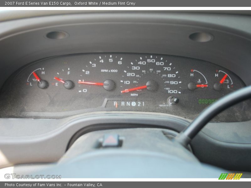 Oxford White / Medium Flint Grey 2007 Ford E Series Van E150 Cargo