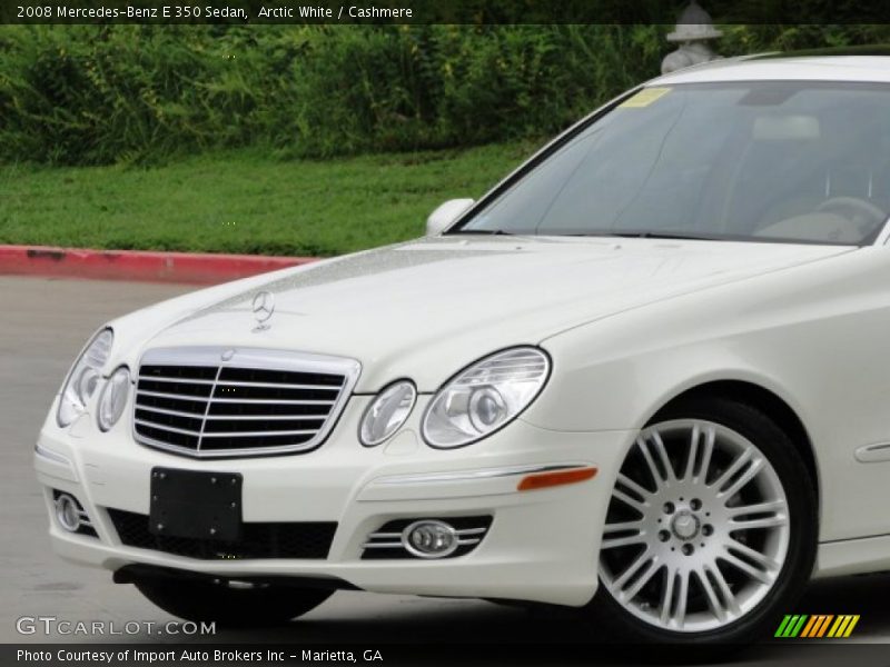 Arctic White / Cashmere 2008 Mercedes-Benz E 350 Sedan