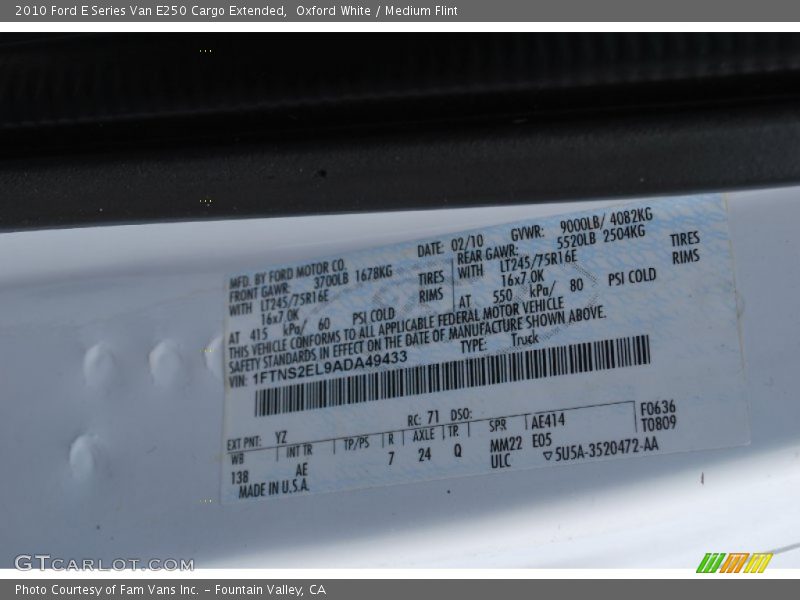 Oxford White / Medium Flint 2010 Ford E Series Van E250 Cargo Extended