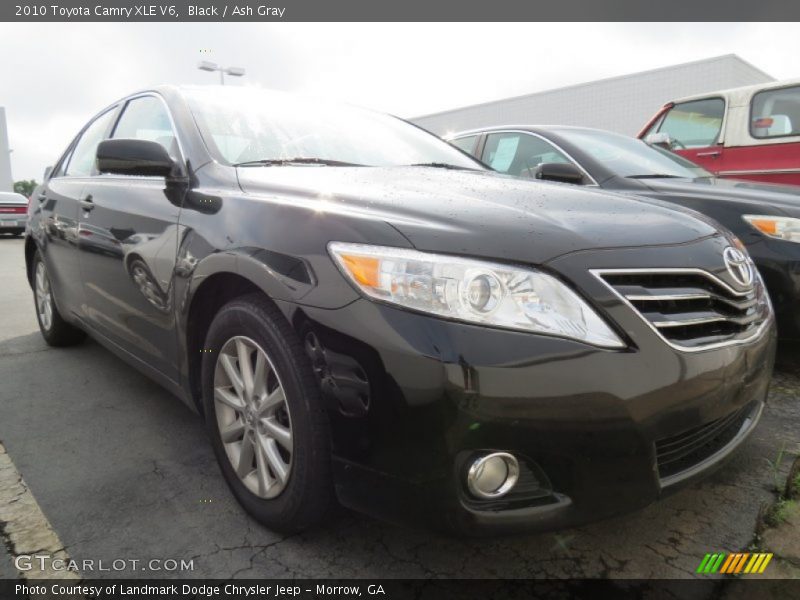 Black / Ash Gray 2010 Toyota Camry XLE V6