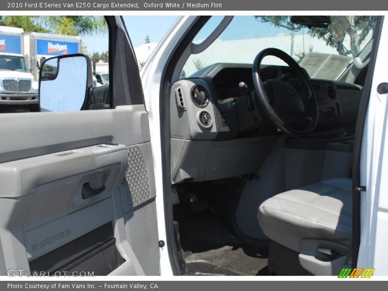 Oxford White / Medium Flint 2010 Ford E Series Van E250 Cargo Extended