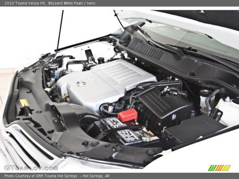 Blizzard White Pearl / Ivory 2010 Toyota Venza V6