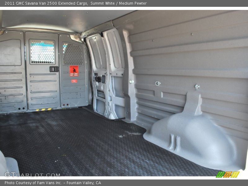 Summit White / Medium Pewter 2011 GMC Savana Van 2500 Extended Cargo