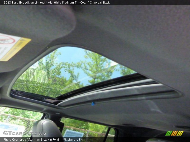 White Platinum Tri-Coat / Charcoal Black 2013 Ford Expedition Limited 4x4