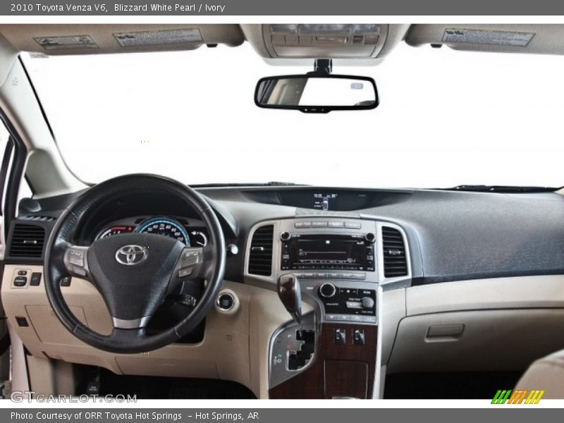 Blizzard White Pearl / Ivory 2010 Toyota Venza V6
