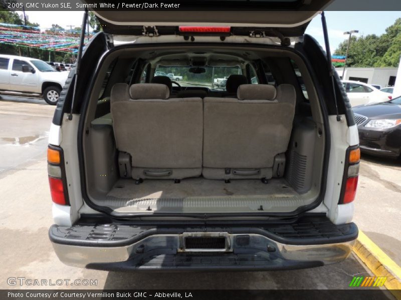 Summit White / Pewter/Dark Pewter 2005 GMC Yukon SLE