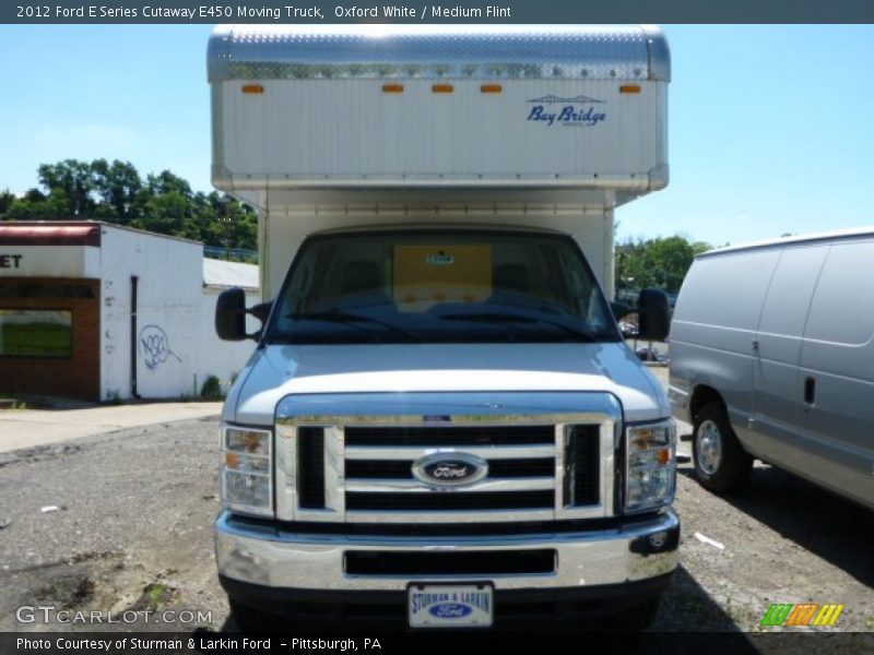 Oxford White / Medium Flint 2012 Ford E Series Cutaway E450 Moving Truck