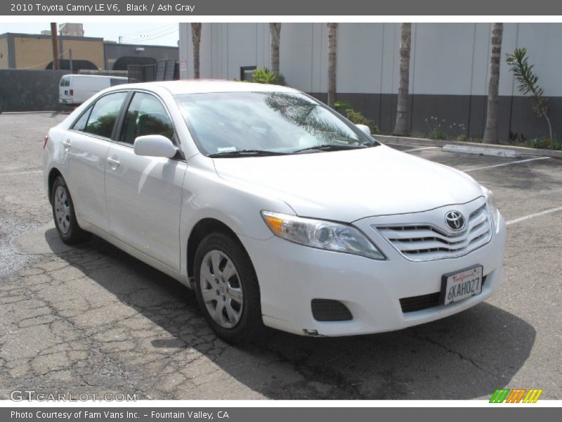 Black / Ash Gray 2010 Toyota Camry LE V6