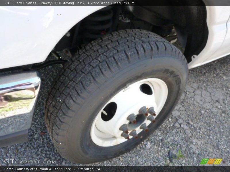 Oxford White / Medium Flint 2012 Ford E Series Cutaway E450 Moving Truck