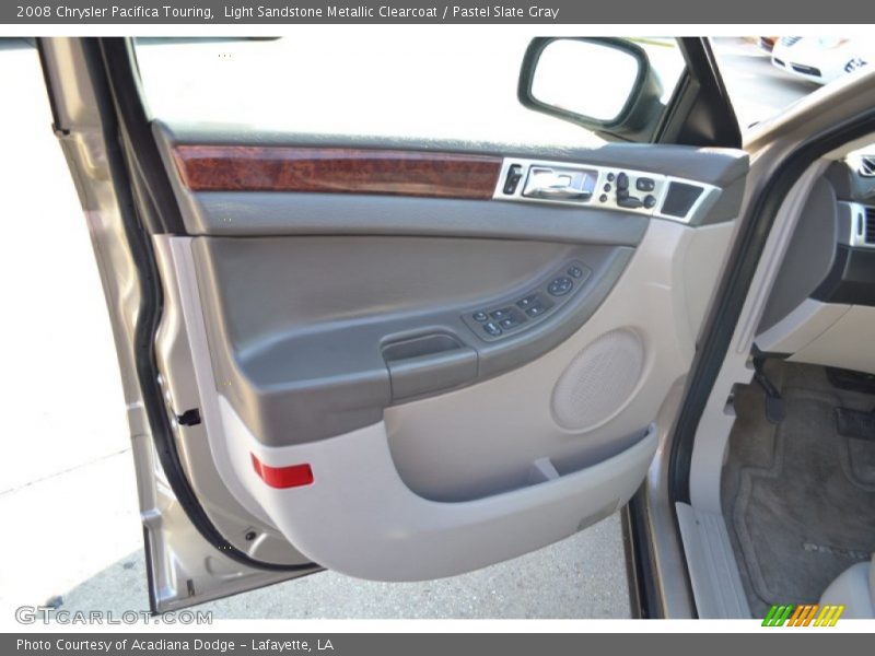 Light Sandstone Metallic Clearcoat / Pastel Slate Gray 2008 Chrysler Pacifica Touring