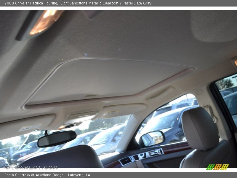 Light Sandstone Metallic Clearcoat / Pastel Slate Gray 2008 Chrysler Pacifica Touring