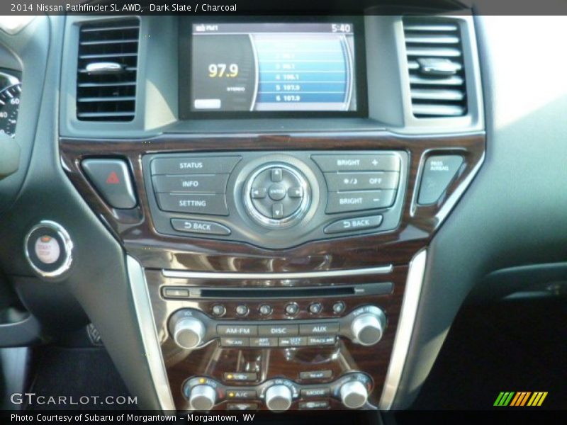 Controls of 2014 Pathfinder SL AWD