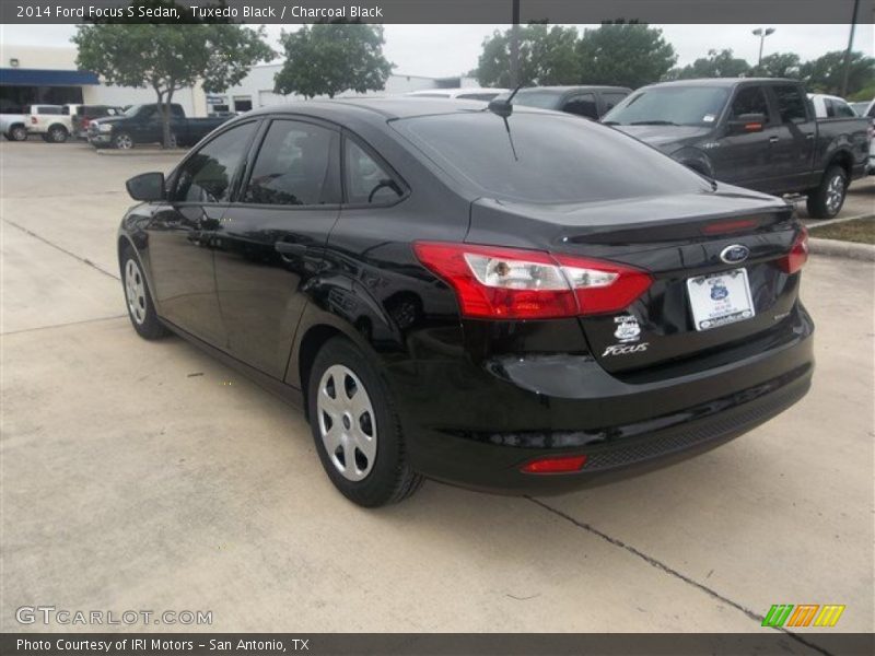 Tuxedo Black / Charcoal Black 2014 Ford Focus S Sedan